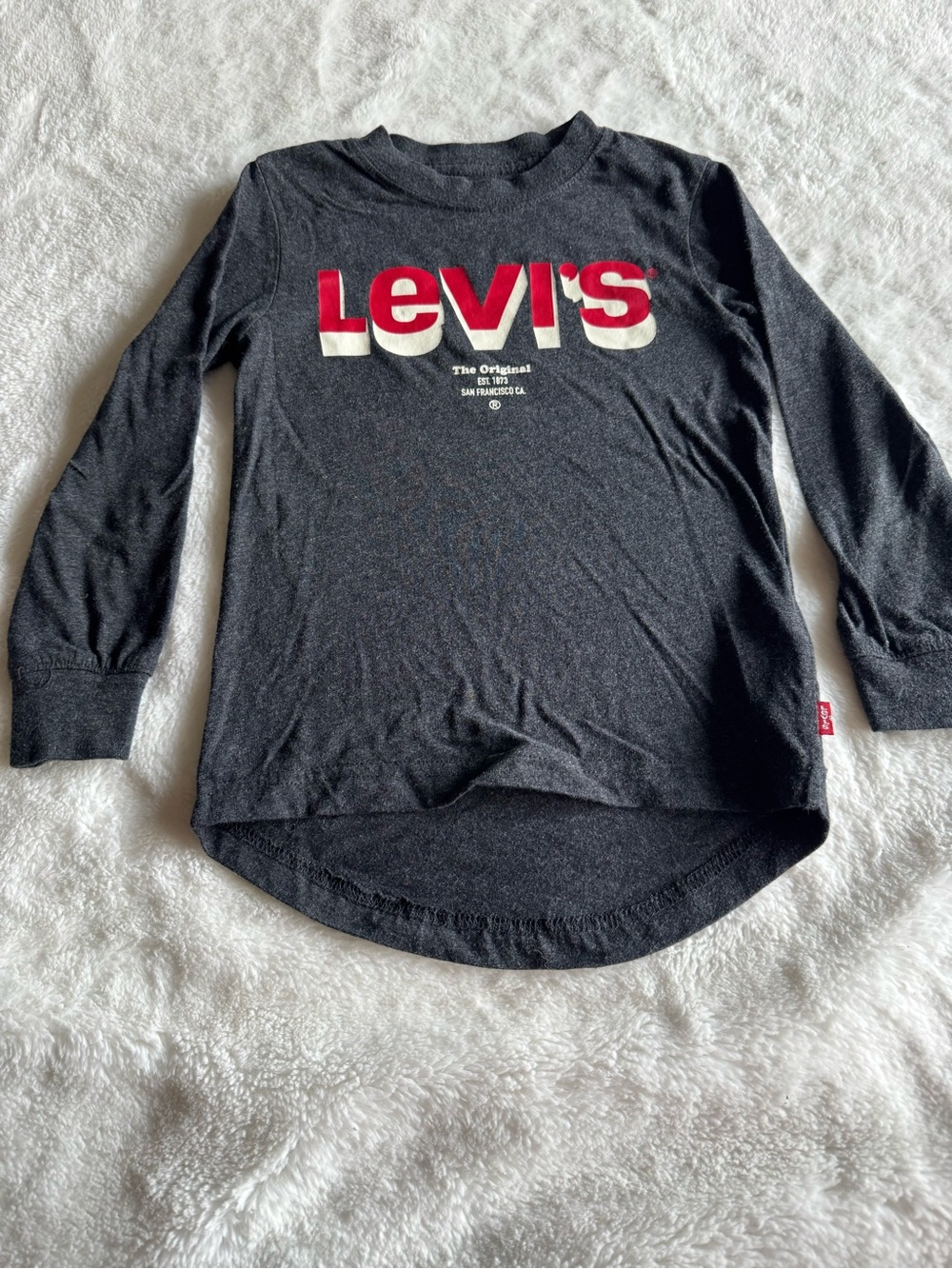 Levi's Kids grey Long-Sleeve Tee with Red & White Logo